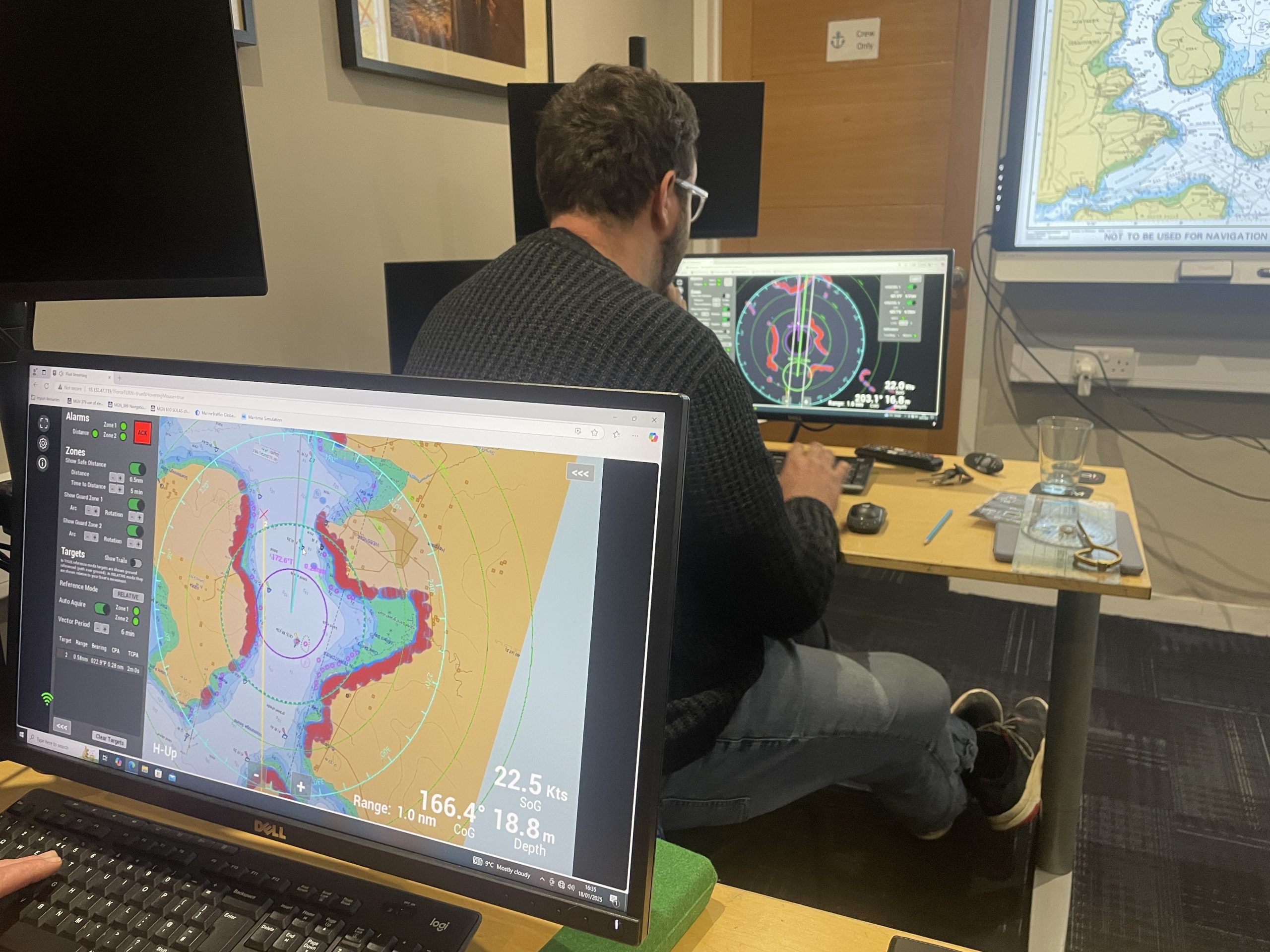 RYA_Radar_Course-simulator-3
